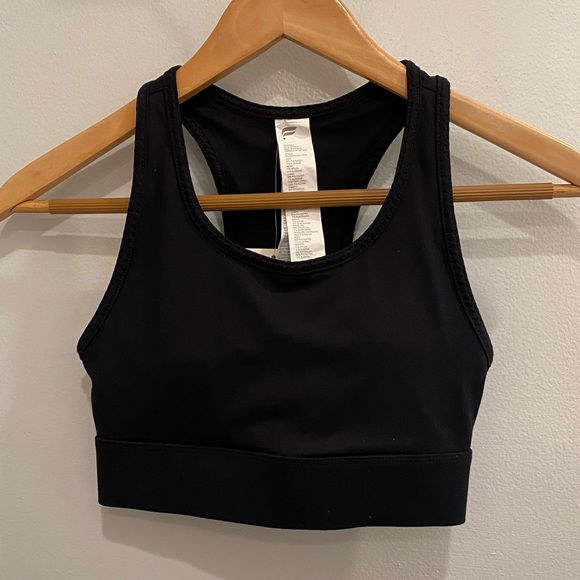 Fabletics Sports Bra/Biker Shorts Bundle - Picture 2 of 6